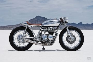 Honda Cb550 Dirombak Jadi Cafe Racer Bodi Tampil Serba Mengilap Semua Halaman Gridoto Com