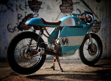 KORUA CAFÉ RACER 59／キレキレのカービングボード Café Racer | Snowboards | KORUA Shapes