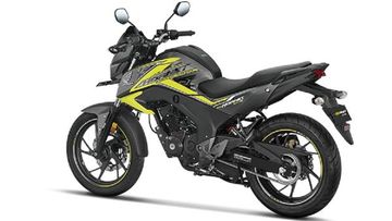 Honda CB Hornet 160R Muncul Di India 