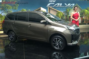 Toyota Calya Baru Anti Culun Penuhi Ruang Fender Pelek Lenso Thailand Cuma Rp 6 Jutaan Gridoto Com