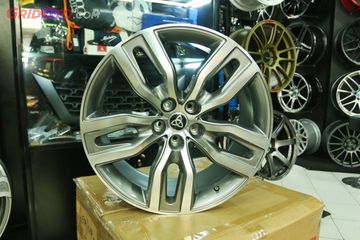 Opsi Pelek 20 Inci Untuk Wuling Almaz, Warna Gunmetal Emang Oke ...