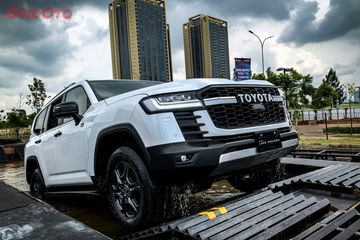 Kredit Toyota All New Land Cruiser Butuh DP Mulai Rp 500 Jutaan ...