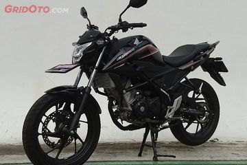 Honda cheap cb150r 2017
