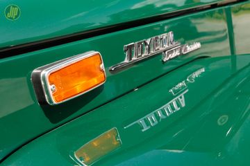 Daftar Lengkap Kode Warna Orisinal Toyota Land Cruiser Fj40 Gridoto Com