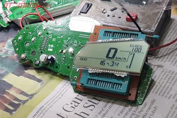 Kalau Rusak, Memperbaiki Panel Instrumen Ternyata Gak Pake Lama ...