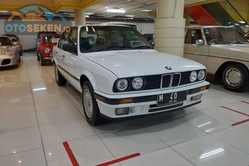 Bmw 318i M40 Jok Masih Dibungkus Plastik Dilepas Seharga Rp 200 Juta Gridoto Com