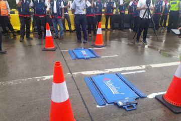 Mirip ke Pasar, Mulai Sabtu Kemarin Timbangan di Mulut Jalan Tol ...