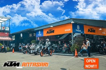 Ktm 2024 showroom banaswadi