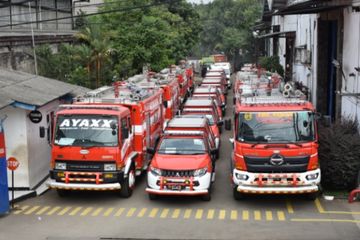 Penasaran Harga Mobil Pemadam Kebakaran Intip Yuk Dari Kapasitas 500 Liter Sampai 12 000 Liter Gridoto Com