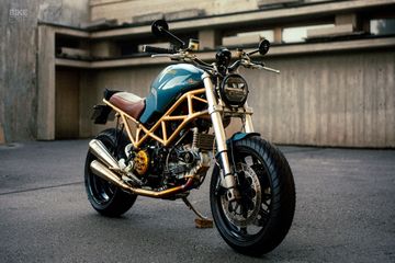 Ducati Monster S2R City Scrambler Mempesona Ekspos Rangka Teralis Emas GridOto