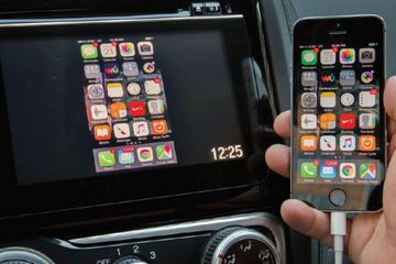 Berbagai Macam Koneksi Handphone Ke Head Unit Mobil, Anda Pilih ...