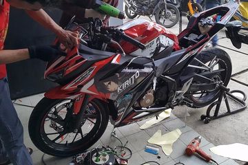 Pingin Decal Motor Anda Tetap Awet Cukup Hindari Dua Hal Ini