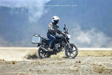Cb150r adventure online