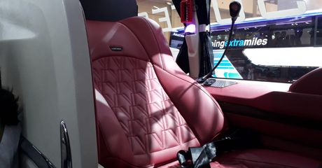 Seperti di Dalam Pesawat Kelas Bisnis, Yuk Intip Kabin Sleeper Bus Suites Class Dari Laksana