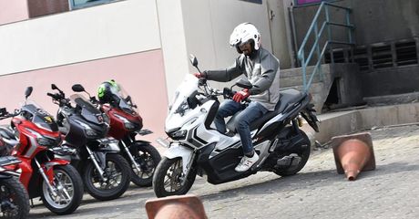 Baru 3 Bulan Diluncurkan, Honda ADV150 Jadi Buruan Bikers Surabaya dan Malang, Sampai Inden 1,5 Bulan!