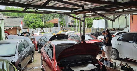 Spesialis Eks Taksi MJPO, Dalam Sebulan Bisa laku Hingga 40 Unit