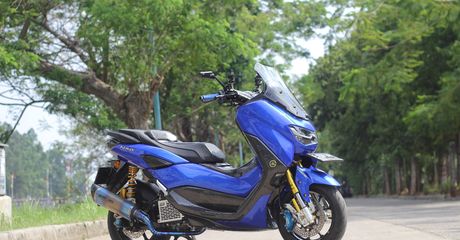 All New Yamaha NMAX Racing Look, Warna BMW M3, Kaki-Kaki Padat