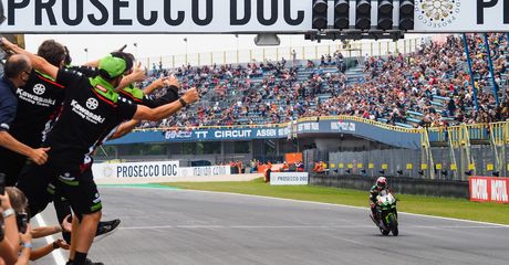 Jonathan Rea Pegang Rekor Kemenangan Terbanyak di Sirkuit Assen, Ini Alasan Sirkuit Assen Disebut Katerdral