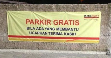 Viral Banner Juru Parkir Liar di Minimarket Bisa Dilaporkan ke Polisi, Ternyata Penghasilannya Rp 100-200 Ribu Sehari