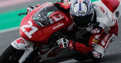 Hasil Race 1 ATC Qatar 2022 - Shinya Ezawa Kasih Serangan Telak di Lap Terakhir, Pembalap Indonesia Tampil Bagus