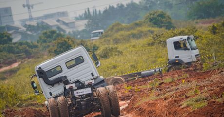 Axor, Truk Euro 4 Mercedes-Benz yang Ternyata Nikmat di Medan Berat 