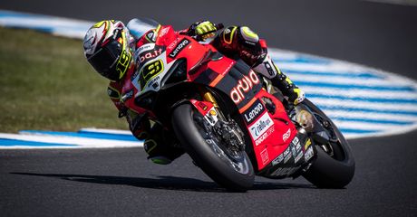 Pakai Strategi Ban yang Nekat, Alvaro Bautista Menang Superpole Race World Superbike Australia 2022