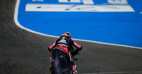 Aleix Espargaro Sindir Pembalap Lain, Sebut Tak Ada yang Berani Kritik Marc Marquez