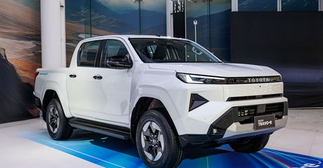 Toyota Hilux Versi Listrik, Bisa Buka Jalan Pikap Listrik di Indonesia