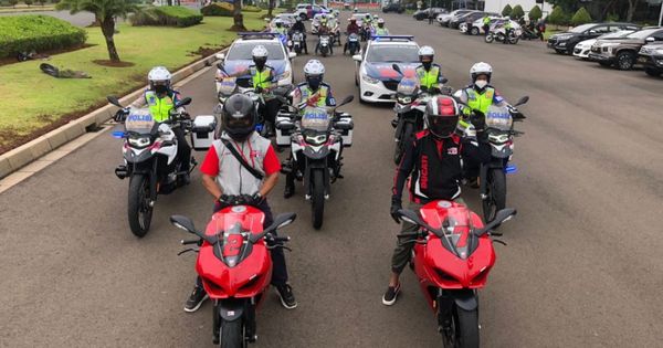 perbedaan panigale dan superleggera