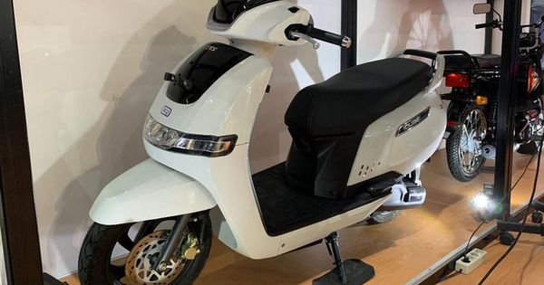 Motor Listrik TVS iQube Electric Mejeng 