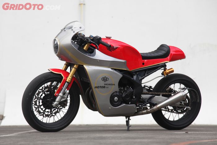 Honda CBR250RR Cafe Racer Motodream Project MOTOR Plus