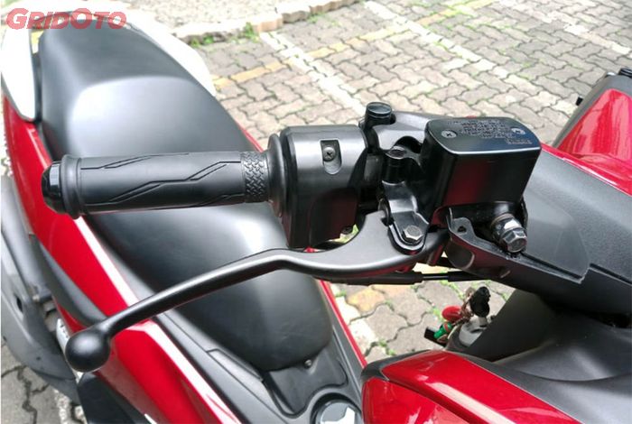 Master rem jenis axial mudah ditemui di motor-motor massal berkapasitas mesin kecil