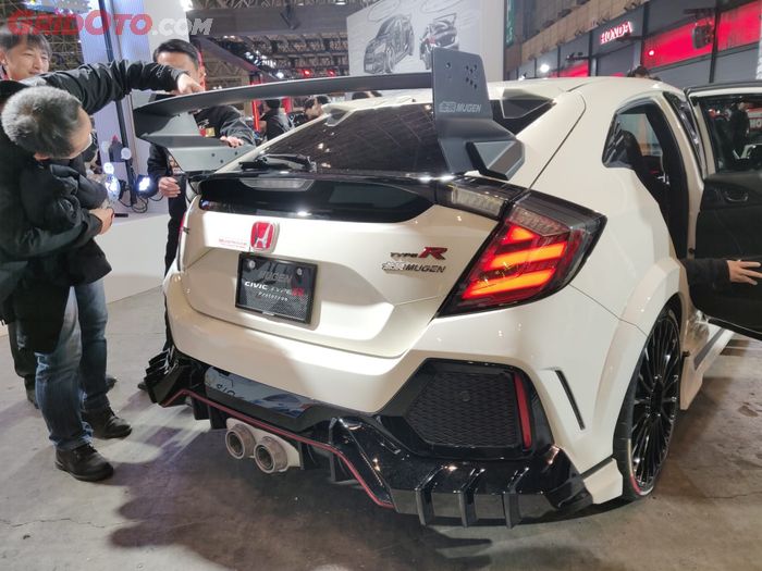 Honda Civic Type R Mugen. Masih berupa prototipe