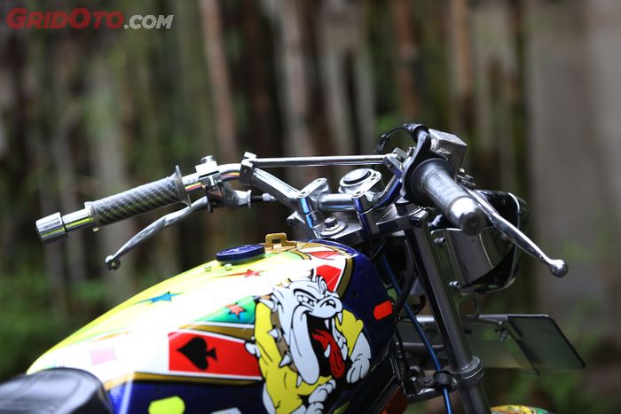 Modifikasi Yamaha RX King Bertema Valentino Rossi