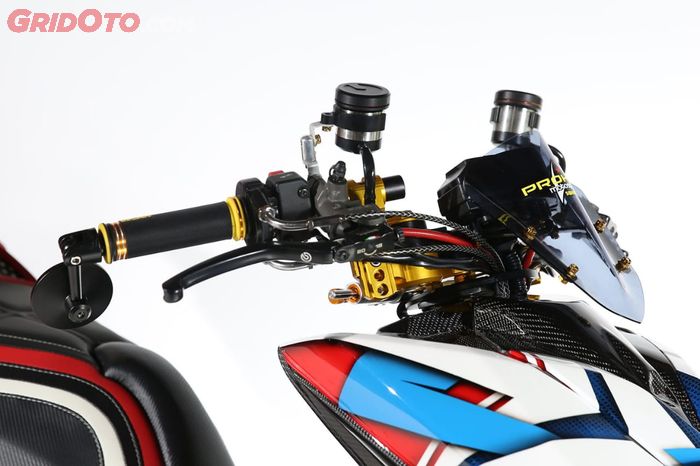 Area setang kemudi Aerox Customaxi Denpasar