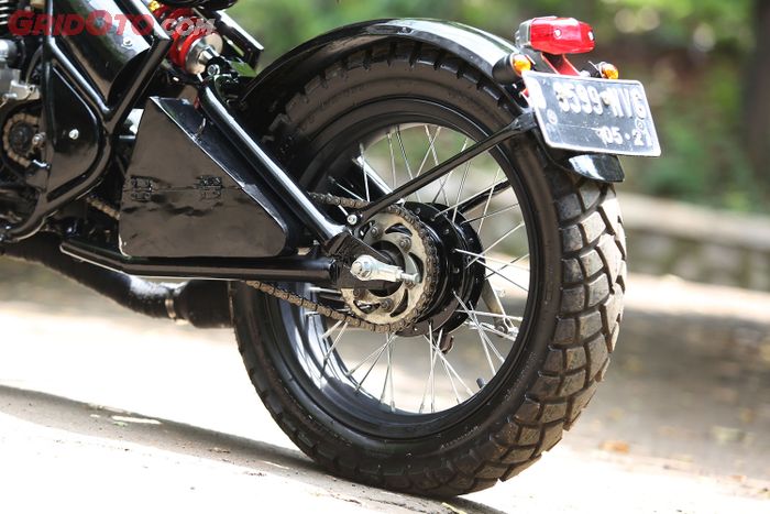 Yamaha Scorpio Tercabik cabik Jadi Bobber dan Mirip 