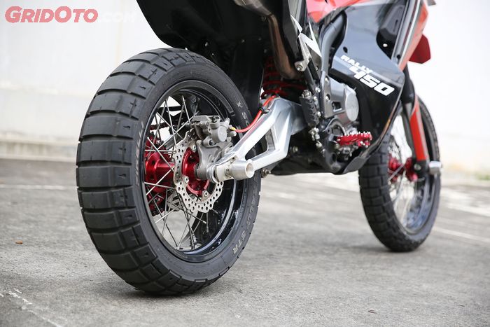 Modifikasi Honda CRF250 Rally Untuk Keperluan Adventure CAOS Custom Bike