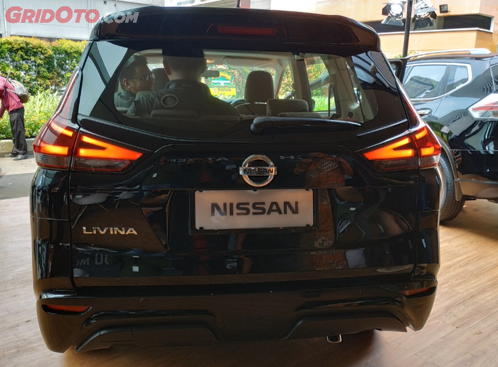 Bodi belakan Nissan All New Livina