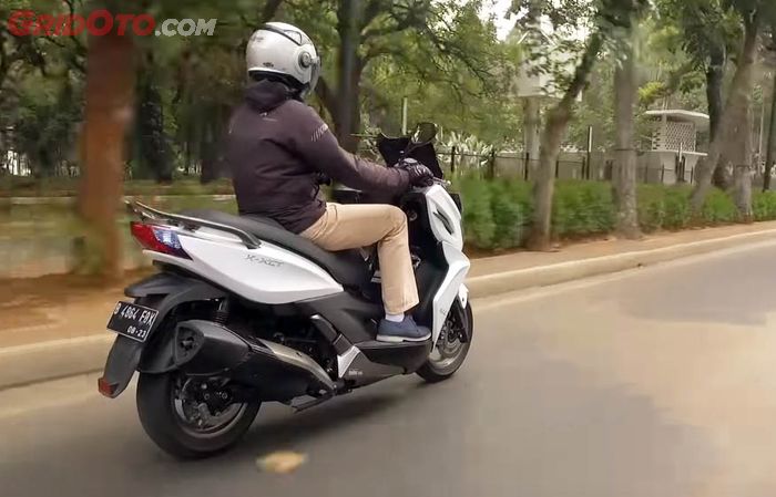 Kymco K-XCT 200i
