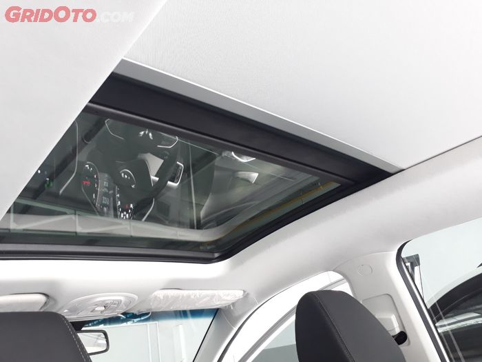 Mercedes Benz c класс Panoramic sunroof