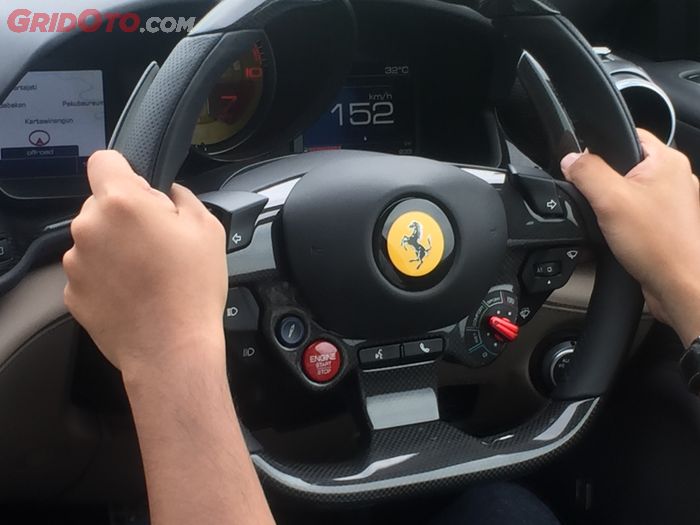 Wew Segini Top Speed Ferrari Saat Melintasi Jalan Tol Trans Jawa Gridoto Com