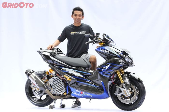 Yamaha Aerox milik Gama asal Bali ini sukses menyabet gelar The Best Aerox Modification.