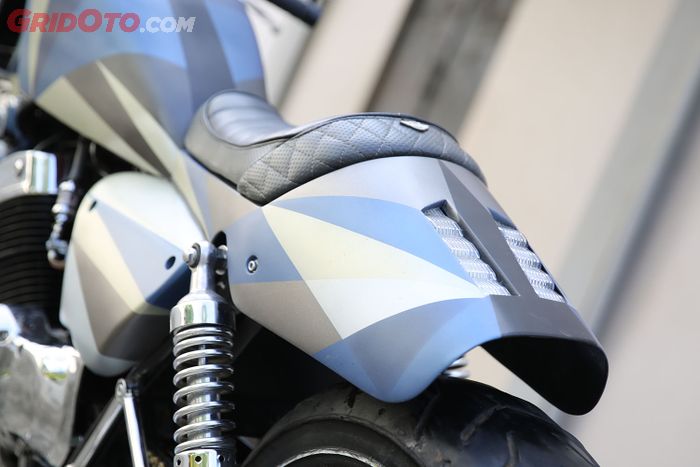 Modifikasi Benelli Patagonian Eagle Cafe Bobber MWM Custom