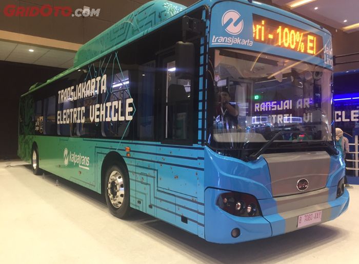 Bus Listrik Transjakarta di BusWolrd Southeast Asia JI Expo Kemayoran