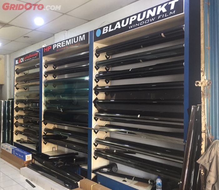 Produk-produk kaca film di Jaya Mandiri Motor