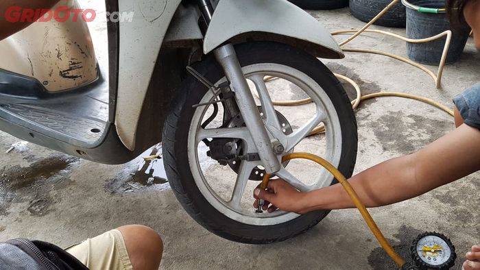 Dibanding Angin Biasa Apa Kelebihan Isi  Nitrogen  di Ban  