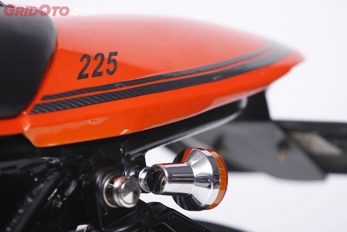 Yamaha Scorpio Street Tracker Ojie Custom