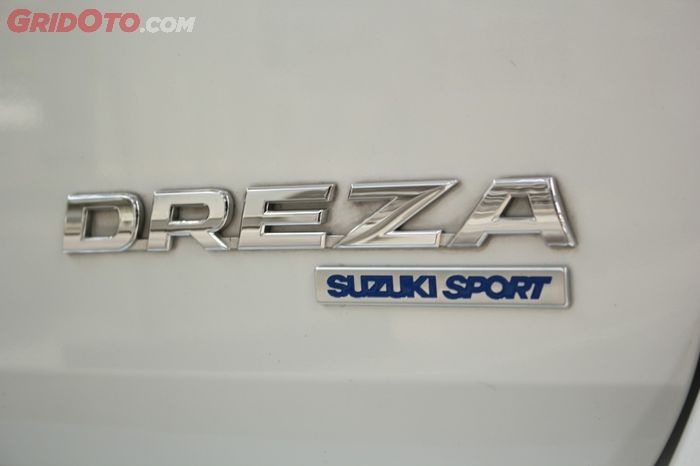 Emblem Suzuki Sport dari SGA