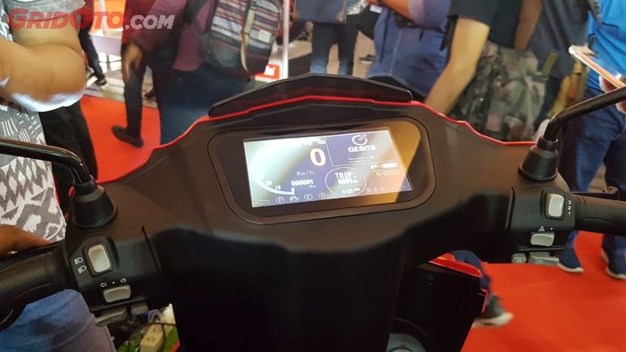 Tampilan area stang motor listrik Gesits