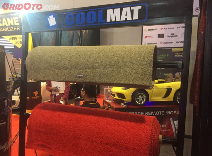 Pilihan warna karpet mobil Coolmat dari Auto Plus